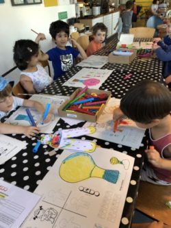 OKIDO Colouring in fun